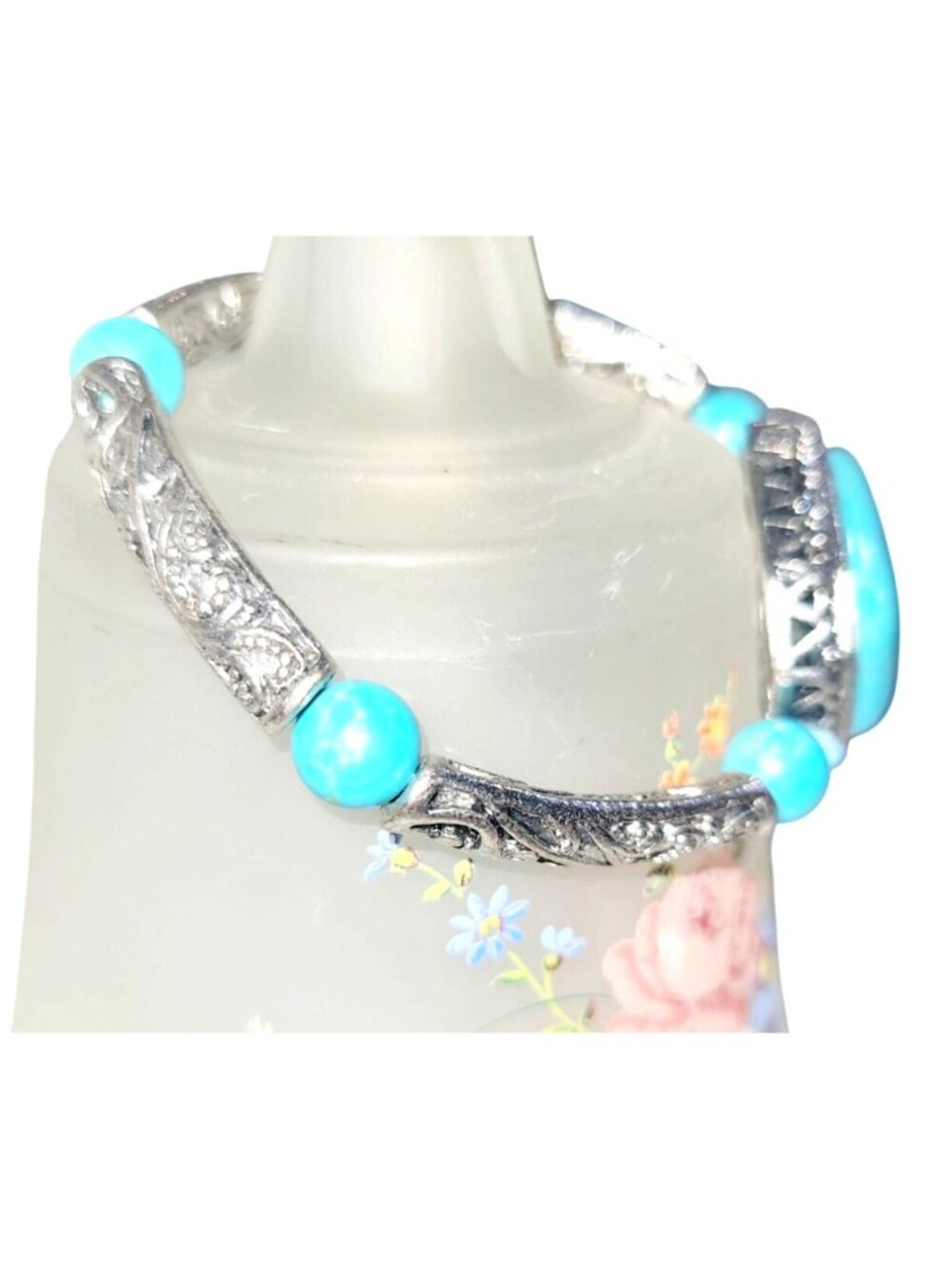 Vintage Turquoise Stone and Chips Silver Tone Fillagree Bracelet - Picture 4 of 9